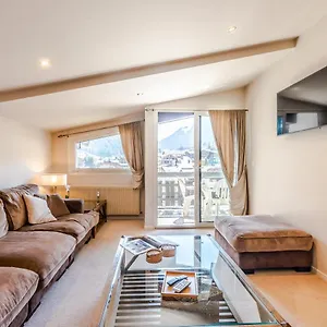 Schuss D4 , Morzine France